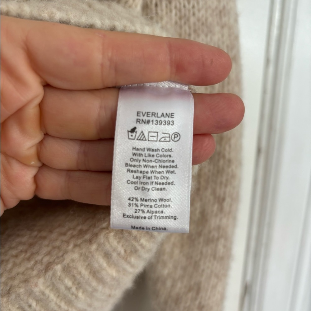 Everlane cloud cardigan in heathered oatmeal - Picture 4 of 4